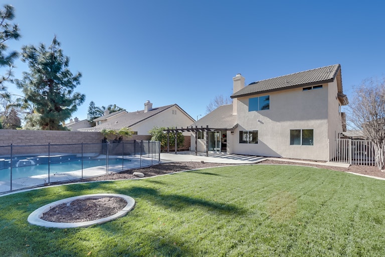 Photo 16 of 17 - 1568 N Grove St, Redlands, CA 92374