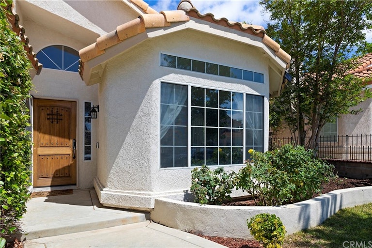 Photo 3 of 31 - 39629 Garin Dr, Murrieta, CA 92562
