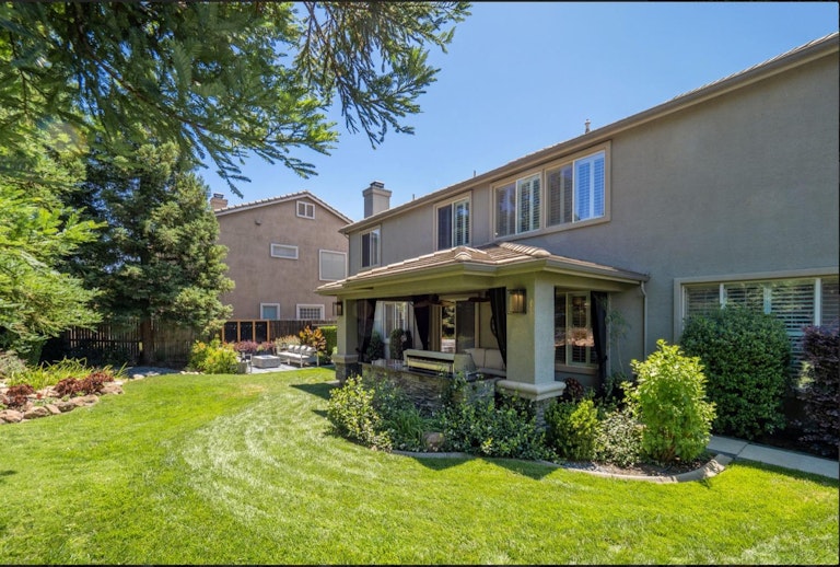 Photo 29 of 49 - 309 Fieldbrook Ct, Roseville, CA 95747