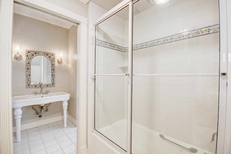 Photo 24 of 31 - 52 Edgewood Vis, Newnan, GA 30265