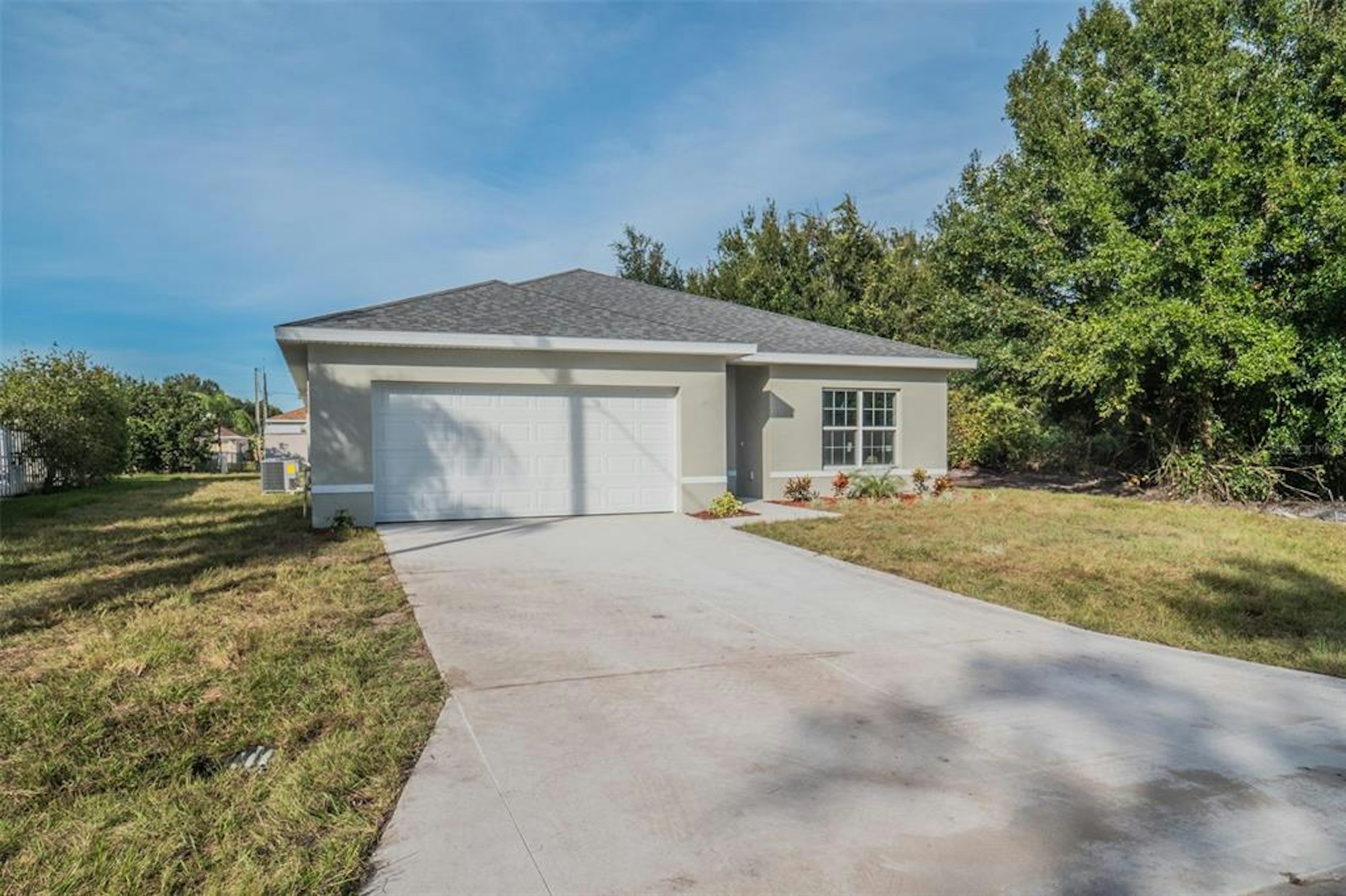 Photo 1 of 27 - 1109 Munster Ct, Kissimmee, FL 34759