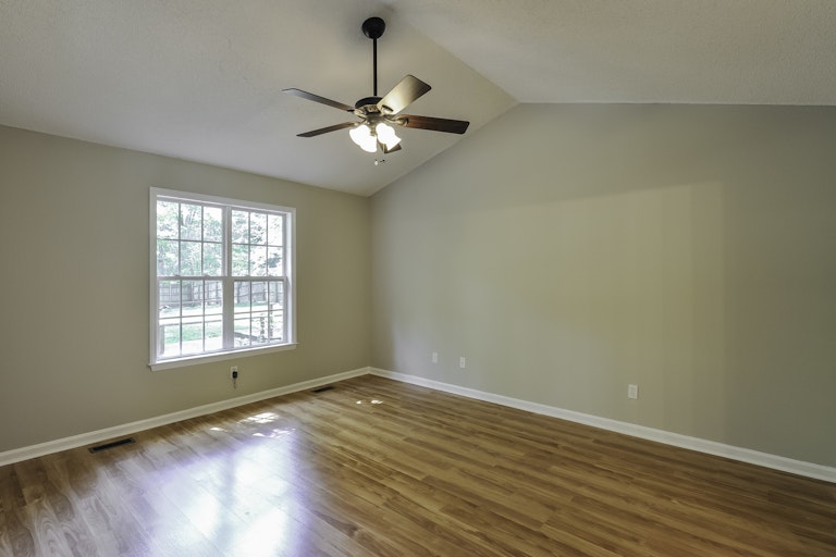 Photo 14 of 24 - 6925 Longridge Dr, Raleigh, NC 27603