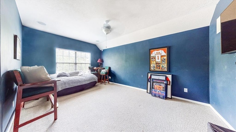 Photo 24 of 44 - 30623 Winlock Trails Dr, Spring, TX 77386