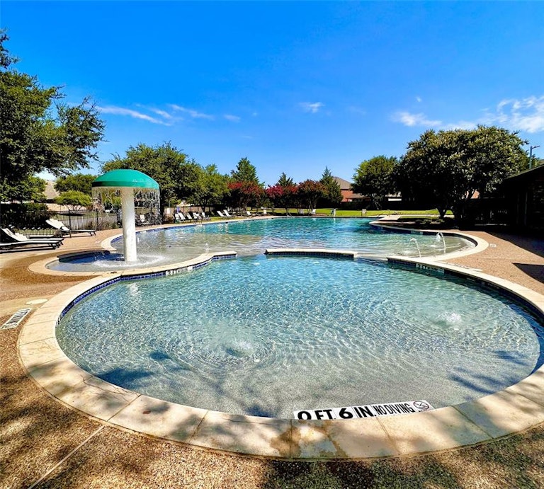 Photo 26 of 35 - 2832 Saddle Creek Dr, Fort Worth, TX 76177