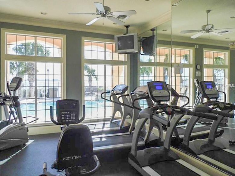 Photo 35 of 43 - 1309 Bay Club Cir #1309, Tampa, FL 33607