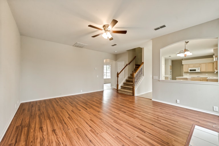 Photo 12 of 28 - 1921 Companion Way, Arlington, TX 76006