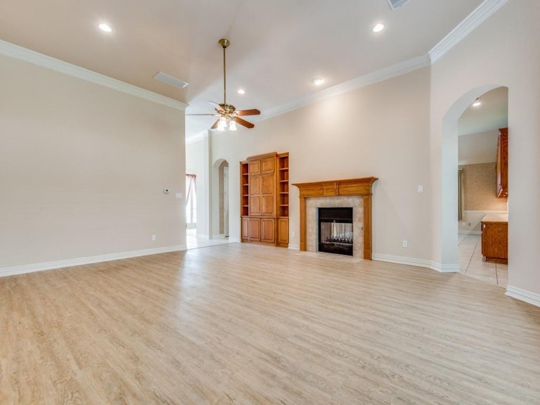 Photo 10 of 36 - 2008 Covey Glen Rd, McKinney, TX 75072