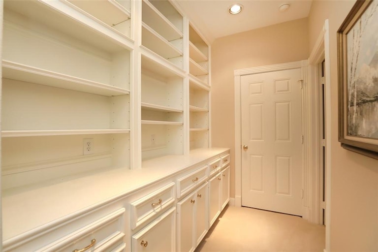 Photo 28 of 50 - 20602 Sunset Bend Ln, Spring, TX 77379