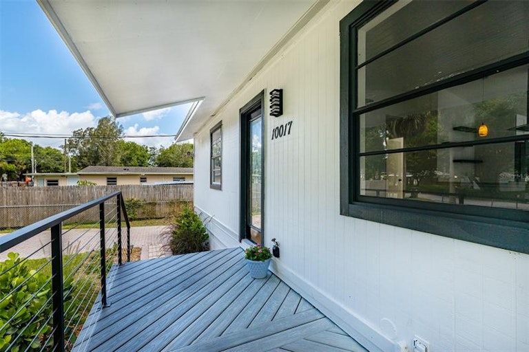 Photo 12 of 28 - 10017 Parsons St, Tampa, FL 33615