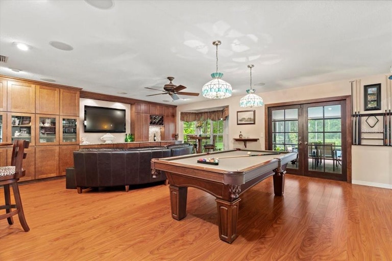 Photo 5 of 42 - 4904 Dewey Rose Ct, Tampa, FL 33624