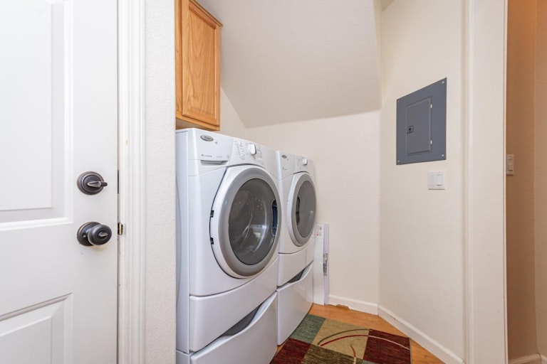 Photo 18 of 42 - 955 Marvin Gardens Way #28, Rocklin, CA 95765