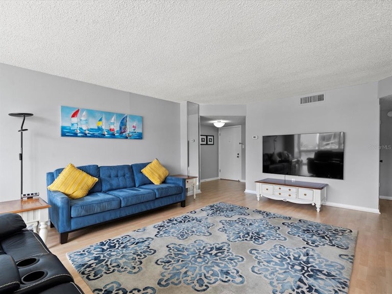 Photo 8 of 60 - 660 Island Way #502, Clearwater Beach, FL 33767