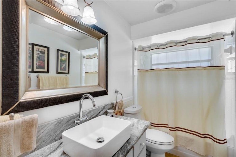 Photo 29 of 38 - 1102 Trotwood Blvd, Winter Springs, FL 32708
