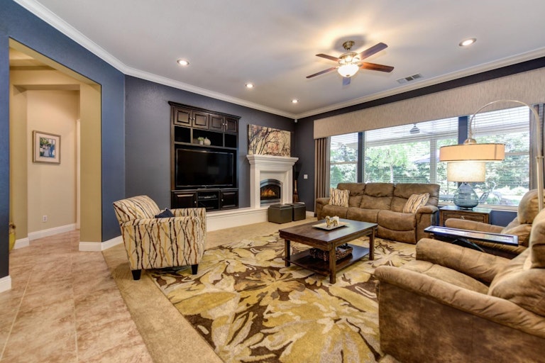 Photo 22 of 70 - 8910 Belford Ct, Roseville, CA 95747