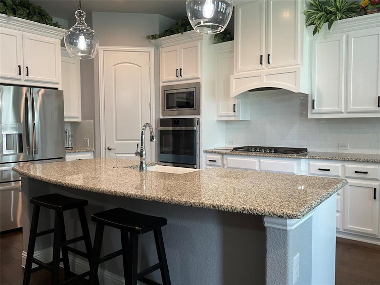 Photo 10 of 21 - 15100 Roderick Rd, Aledo, TX 76008