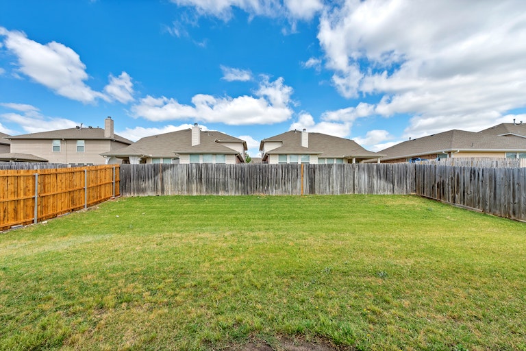 Photo 29 of 30 - 9125 Liberty Crossing Dr, Fort Worth, TX 76131