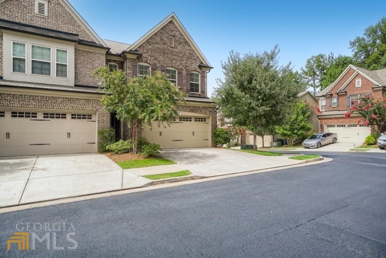 Photo 26 of 26 - 410 Holdings Dr, Lawrenceville, GA 30044