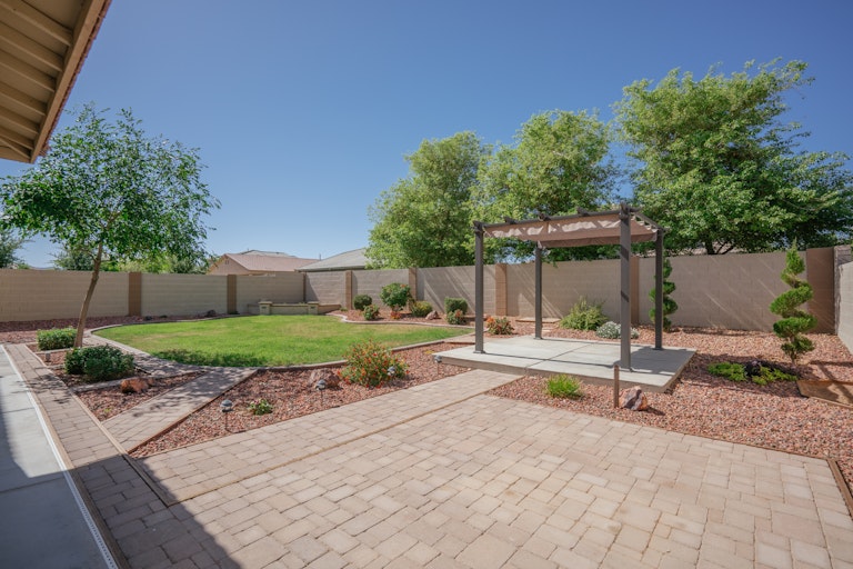 Photo 36 of 37 - 17808 W Ivy Ln, Surprise, AZ 85388