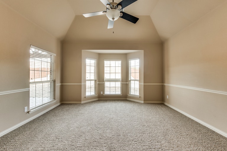 Photo 16 of 38 - 14017 Blueberry Hill Dr, Little Elm, TX 75068