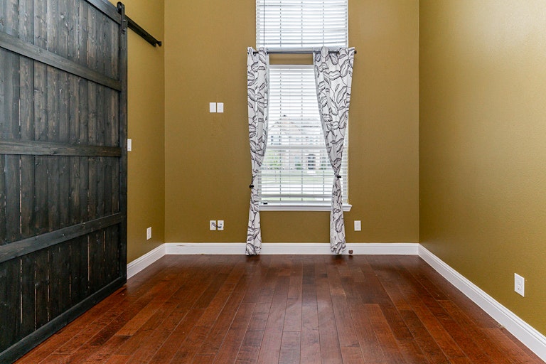 Photo 14 of 30 - 4905 Flusche Ct, Keller, TX 76244