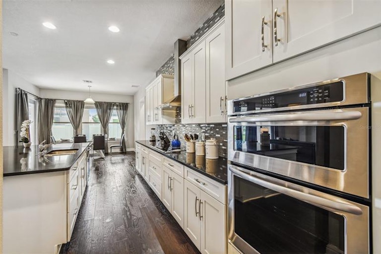 Photo 23 of 77 - 10430 Warrick St, Orlando, FL 32836