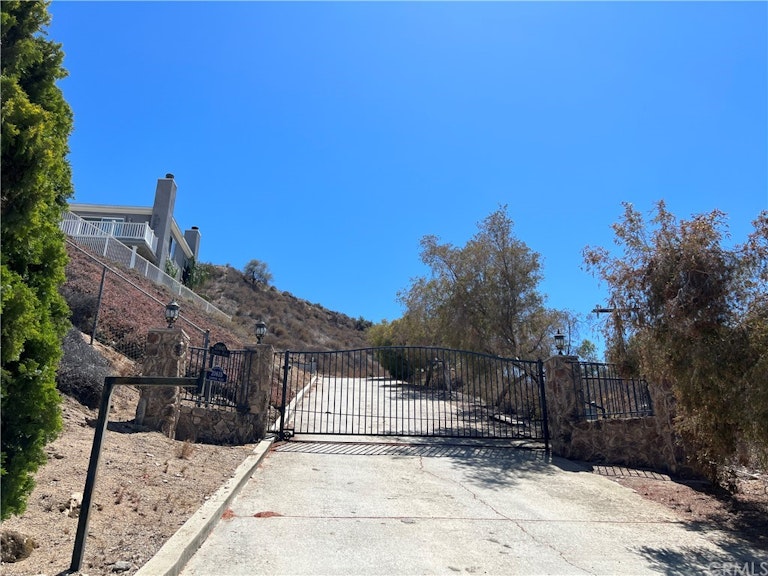 Photo 2 of 23 - 20645 Elkwood Pl, Perris, CA 92570