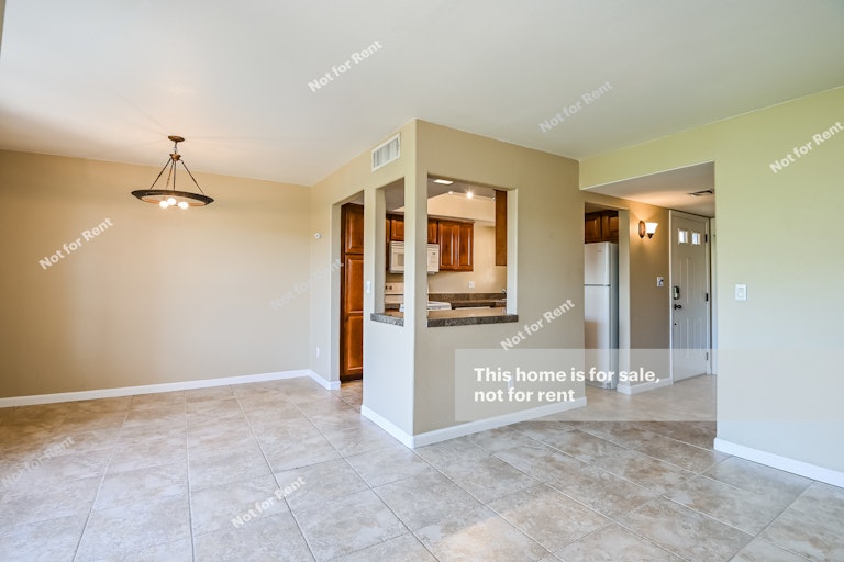 Photo 14 of 24 - 6651 N Campbell Ave #262, Tucson, AZ 85718