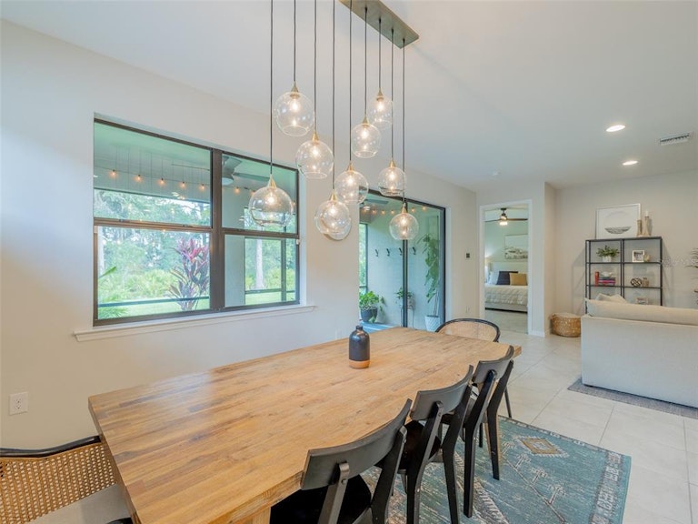 Photo 9 of 42 - 20805 Swallowtail Ct, Venice, FL 34293