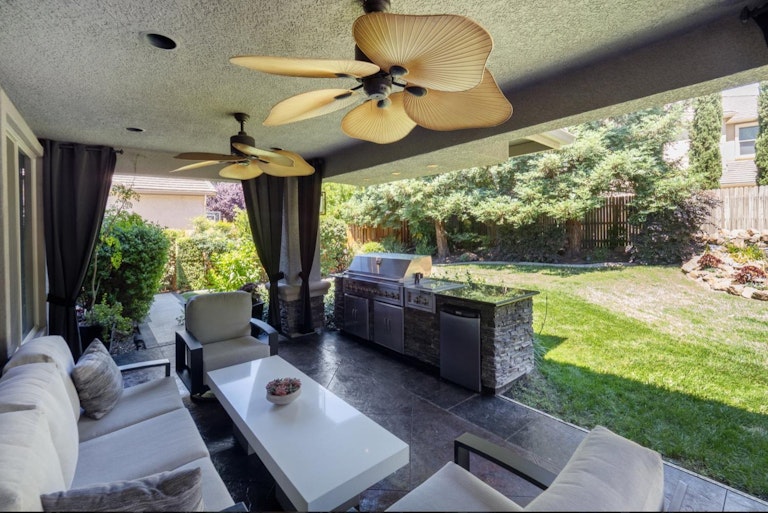 Photo 25 of 49 - 309 Fieldbrook Ct, Roseville, CA 95747