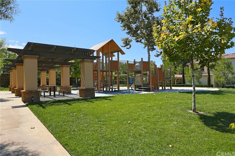 Photo 19 of 21 - 154 Coralwood, Irvine, CA 92618