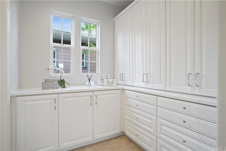 Photo 26 of 42 - 21247 Ronda Cir, Huntington Beach, CA 92648