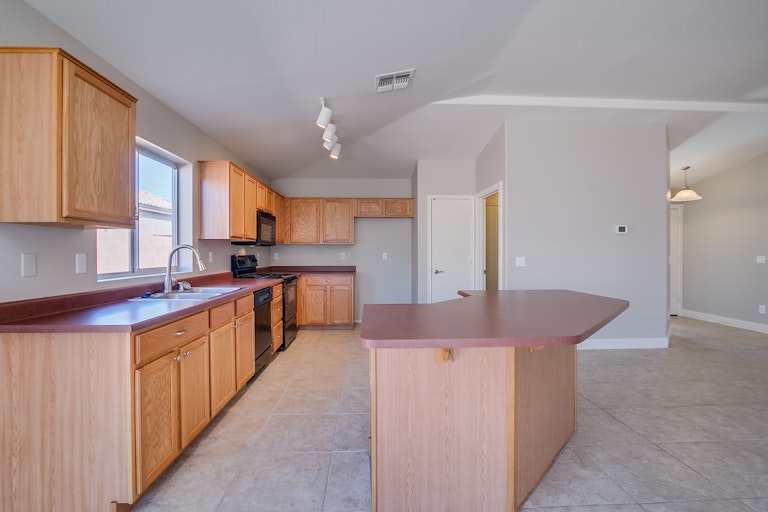 Photo 8 of 27 - 7903 E Harmony Ave, Mesa, AZ 85209