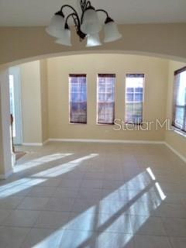 Photo 6 of 15 - 2851 Sweetspire Cir, Kissimmee, FL 34746