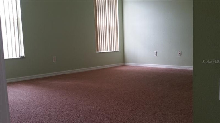 Photo 11 of 24 - 27434 Edenfield Dr, Wesley Chapel, FL 33544
