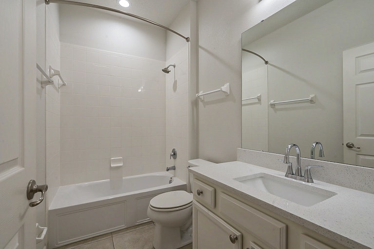 Photo 25 of 29 - 3343 Bethpage Loop, Mount Dora, FL 32757