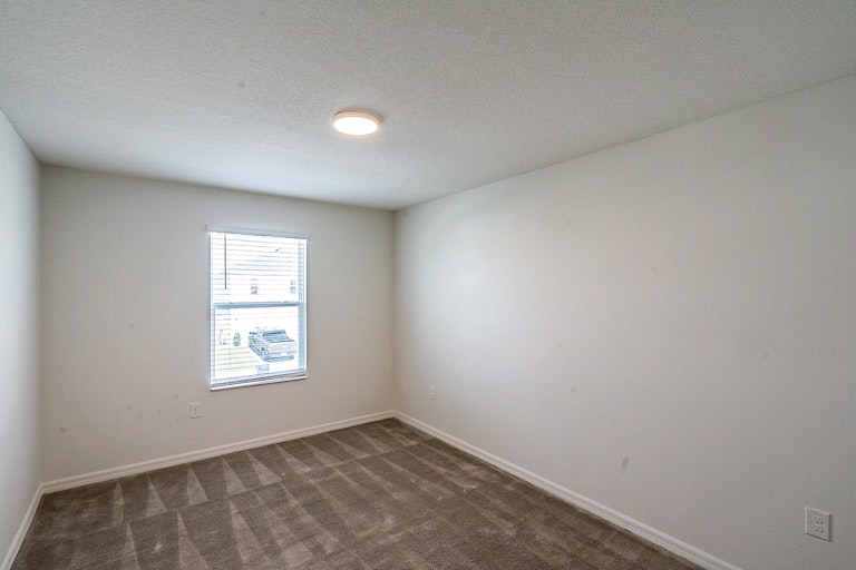 Photo 30 of 35 - 454 Sunfish Dr, Winter Haven, FL 33881