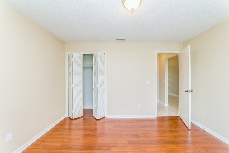 Photo 18 of 24 - 11870 Ottawa Ave, Orlando, FL 32837