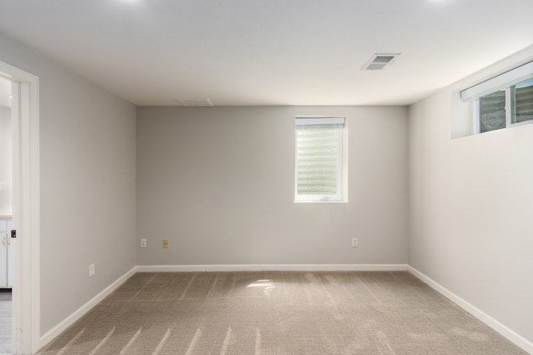 Photo 12 of 19 - 8015 Flower Ct, Arvada, CO 80005