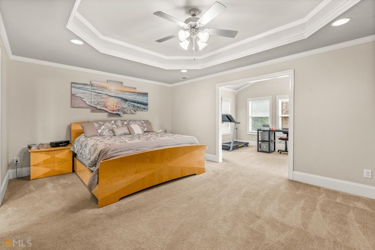 Photo 18 of 58 - 450 Herring Rd, Grayson, GA 30017