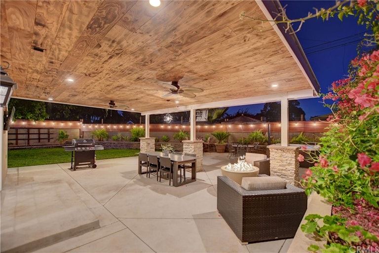 Photo 35 of 50 - 1986 Peyton Rd, La Verne, CA 91750