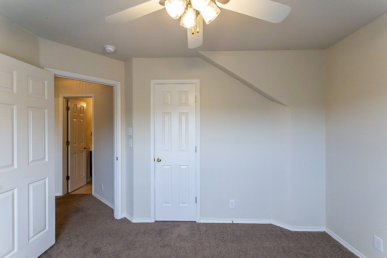 Photo 21 of 22 - 6214 Heathers Cv, San Antonio, TX 78227