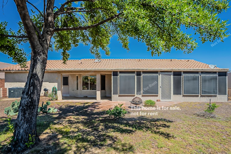 Photo 7 of 16 - 25 W Calle Canon De Faber, Green Valley, AZ 85614