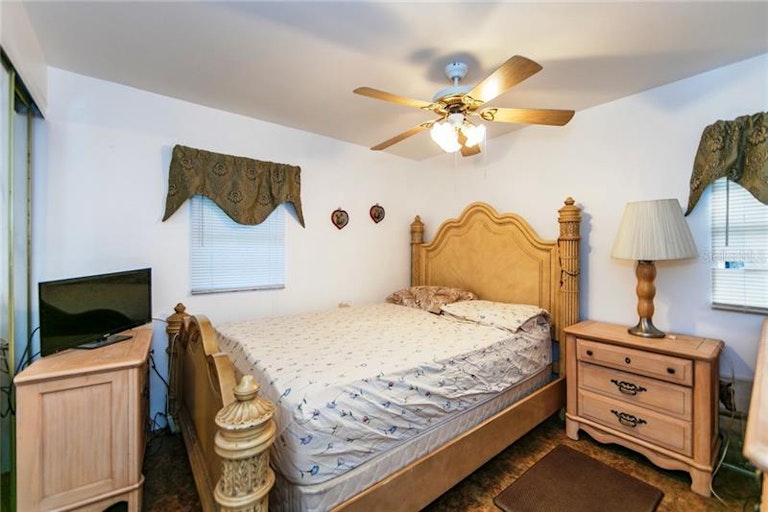 Photo 16 of 25 - 4800 Lake Lowery Rd, Haines City, FL 33844