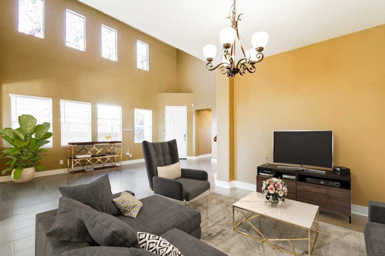Photo 3 of 27 - 38435 Rancho Vista Dr, Beaumont, CA 92223