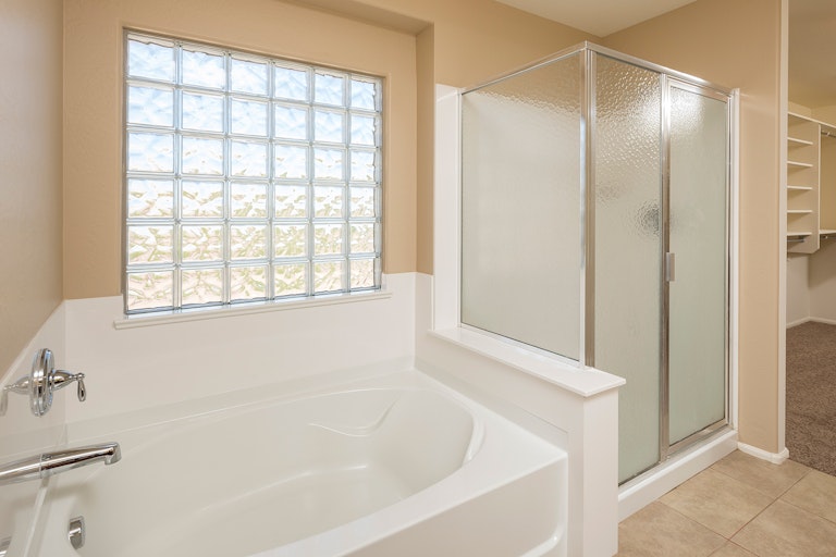 Photo 17 of 26 - 17524 W Larkspur Dr, Surprise, AZ 85388