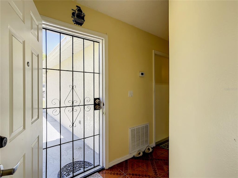 Photo 10 of 64 - 6238 Kaieteur Ln, Orlando, FL 32808