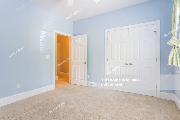 Photo 12 of 25 - 7405 Oriole Dr, Wake Forest, NC 27587