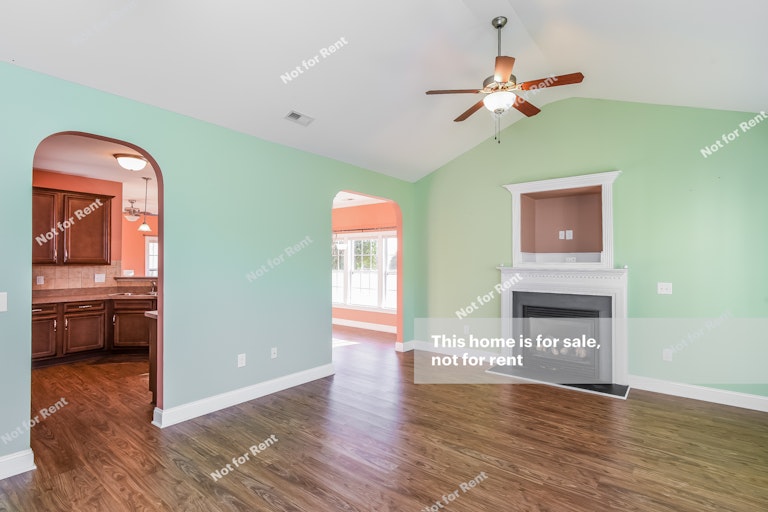 Photo 3 of 25 - 634 Lawson Cypress Ln, Fuquay Varina, NC 27526
