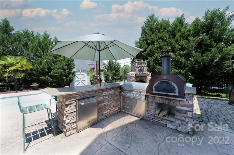 Photo 27 of 32 - 7808 Whisperingwood Dr, Harrisburg, NC 28075