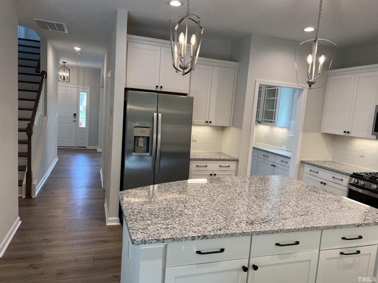 Photo 4 of 18 - 5011 Stony Falls Way Unit LOT78, Knightdale, NC 27545